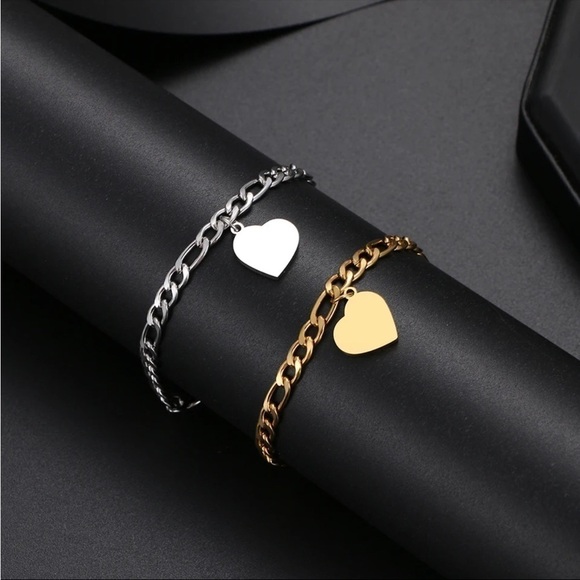 NEW Gold Figaro Chain Heart Charm Ankle Bracelet Anklet - Picture 3 of 7